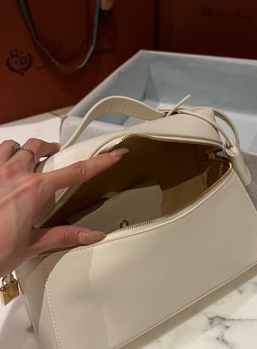 Loro Piana 27*10*16cm