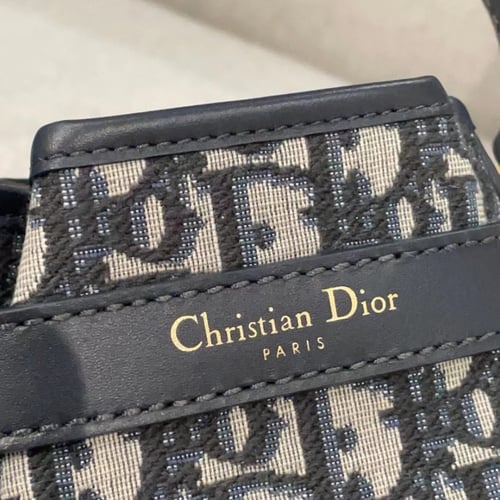 شنطة ديور 17cm C'est