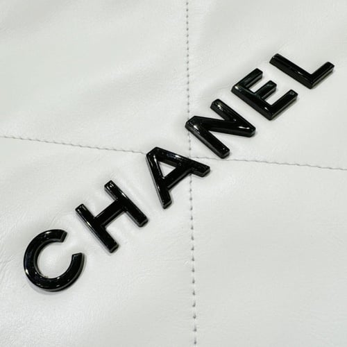Chanel 39x42x8cm