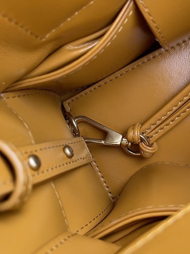 BV Pleated Mini Tote Bag 20*7*13CM