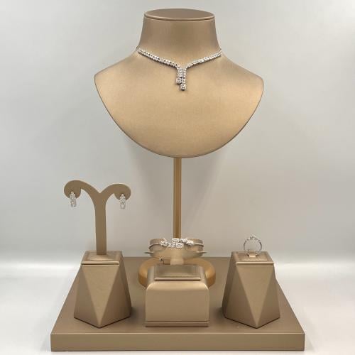 طقم نواعم D68