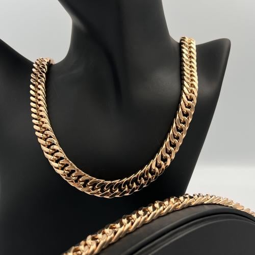 طقم كلاسيك قولد