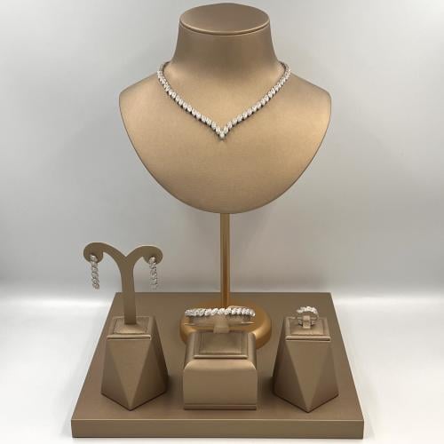 طقم نسائي أنيق B11