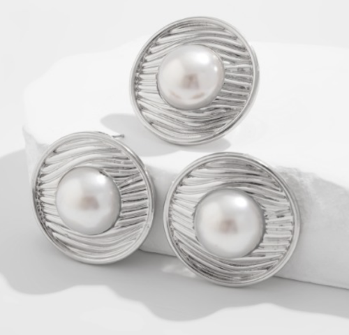 طقم فضي لؤلؤي