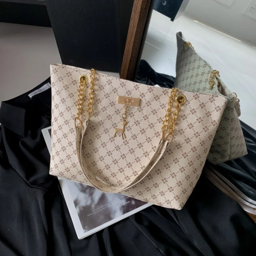 Soft leather handbag with large capacity