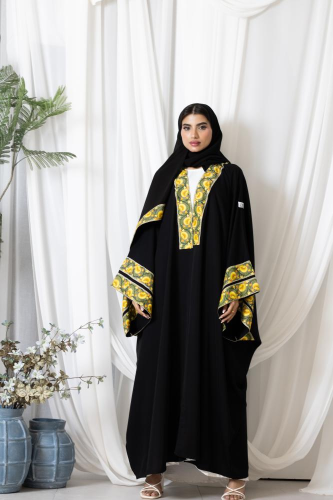 Emirati abaya with floral embroidery