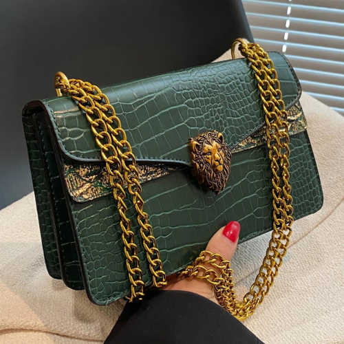 A high-value fashionable shoulder bag