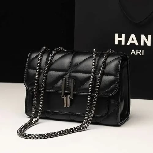 Women's fashionable shoulder bag 2025