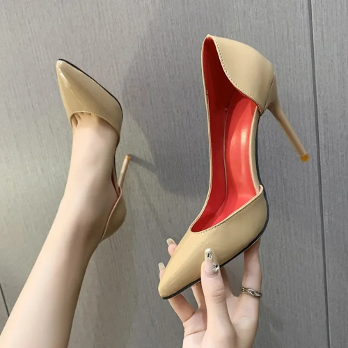Women's shoes
