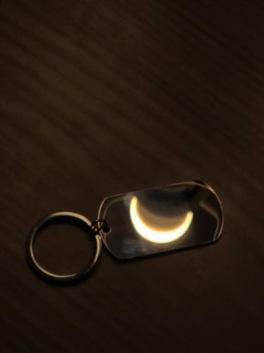 ميدالية مفاتيح حديد