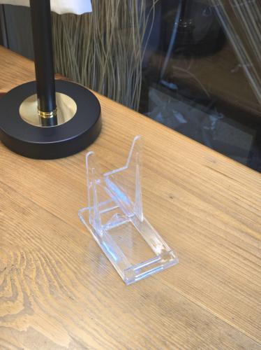 قاعدة للوح الخشب