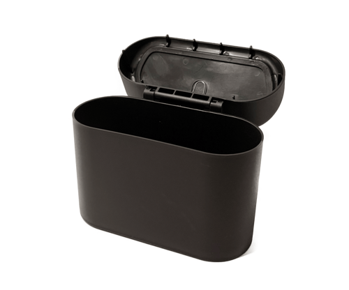 سلة نفايات صغيرة