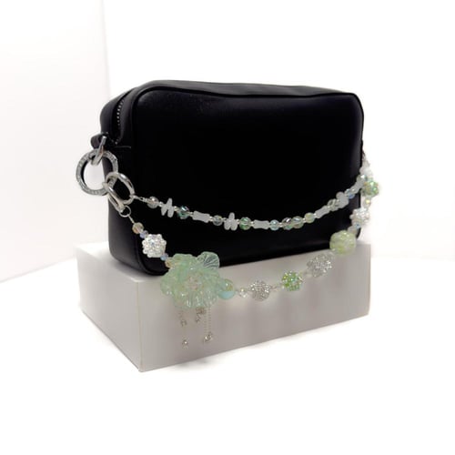 تعليقة جوال او حقيبة مميزة متوسطة الطول