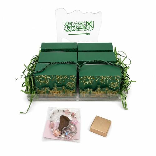 صينية توزيعات لليوم الوطني من الكليرك تعليقة جوال...