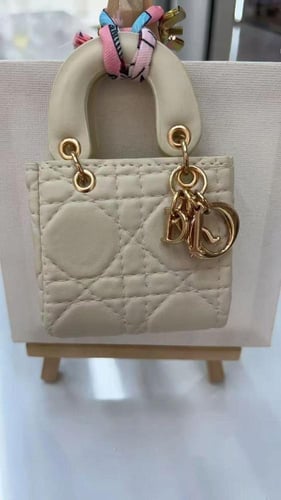 تعليقة فخمة نمط حقيبة