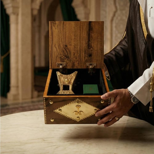 صندوق خشب كبير فاخر للإهداء ( مبخرة كبيرة + عود )