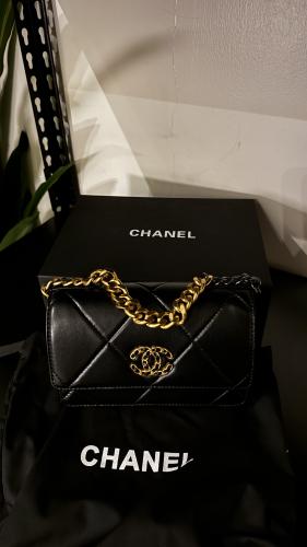 Strawberry bag Louis Vuitton