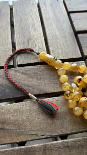 مسباح كهرمان طبيعي