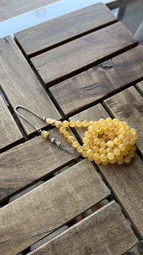 مسباح كهرمان طبيعي