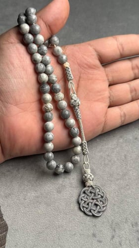 مسباح يسمى حجر جاسبر