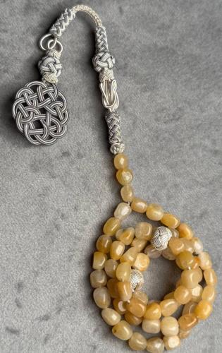 مسباح يسمى حجر أفريقي