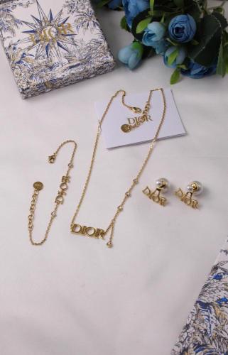 Dior Gold Jewelry Set