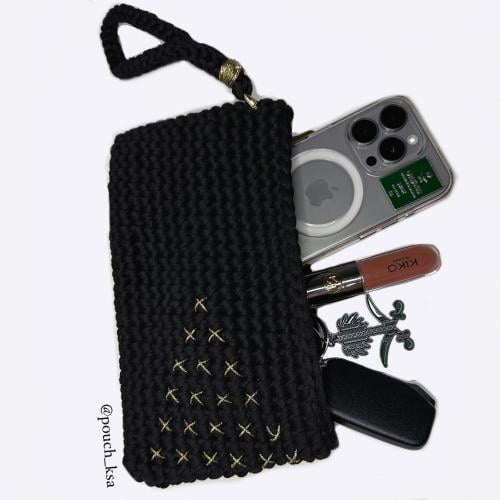 ميني باوتش باللون الاسود