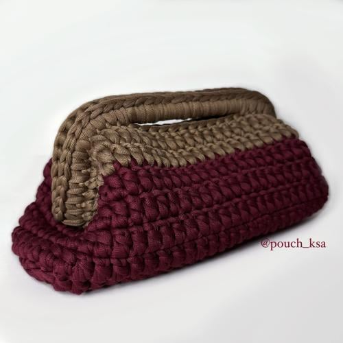 كلاتش باللونين البرقندي و الذهبي