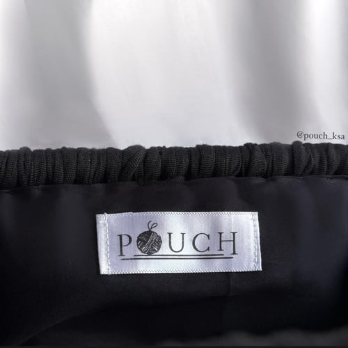 شنطة كلاتش باللون الأسود