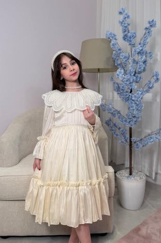 فستان بناتي بياقة دانتيل عريضة وطبقات 55353