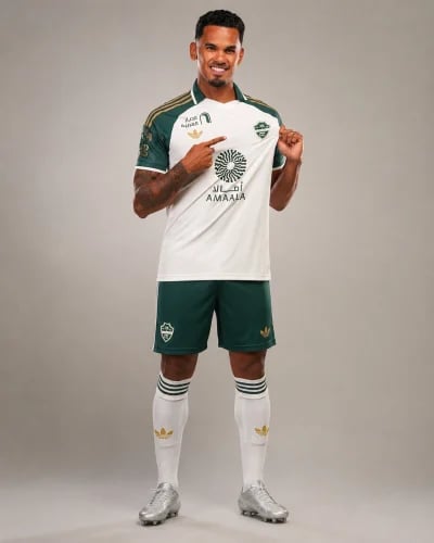 طقم الأهلي السعودي الاحتياطي الأبيض الجديد 2026-2027 مع الرعايات