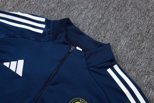 سويتر نادي النصر الجديد 2026 اللون الاصفر