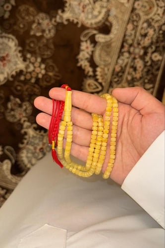 كهرمان طبيعي حر