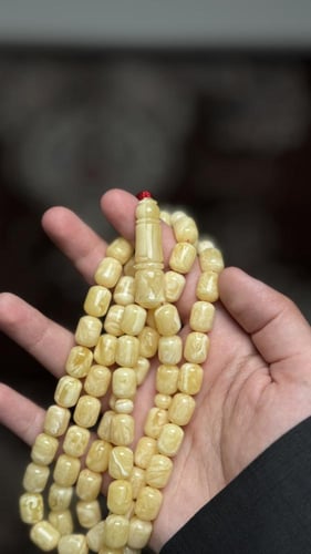 كهرمان طبيعي - صندوقي مشخط