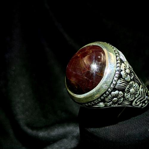 Garnet star with saffron color, craftsmanship, Aref silver 990..size (10.5 US)..stone length (18.6)..stone width (17.8)