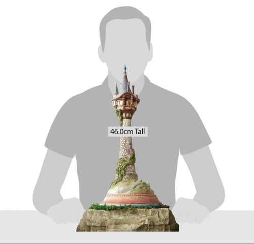 مجسم رابونزل في البرج