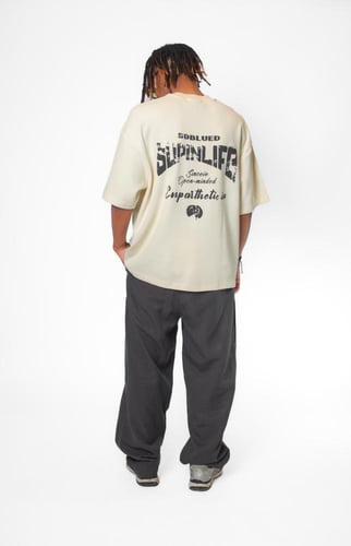 Oversized tee تيشيرت