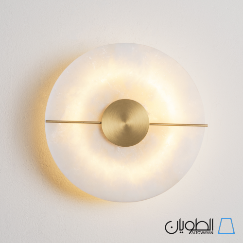 مصباح جداري أنيق بإضاءة LED – تصميم فاخر باللون ال...