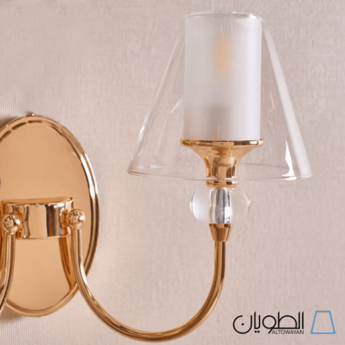 مصباح جداري معدني مزدوج – إضاءة أنيقة للمساحات الع...