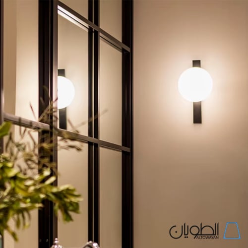 مصباح جداري LED بتصميم عصري أنيق