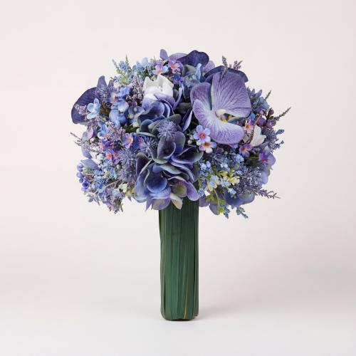 مسكة مميزه بلون البنفسجي