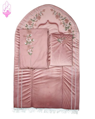 طقم سجاد مبطن ( ملكي )