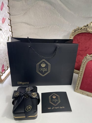 عقد الفراشة
