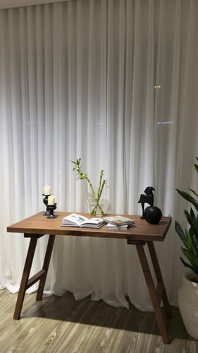 مكتب دراسي منزلي بتصميم كلاسيك