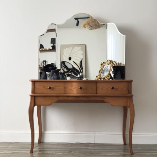 بكج تسريحة ڤنتج + مرايا تسريحة