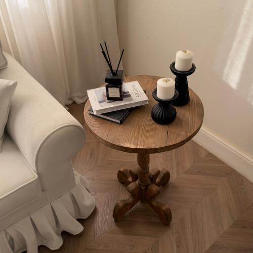 طاولة جانبية فنتج