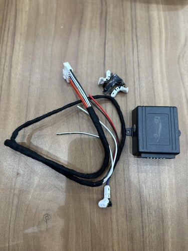 قفل وفتح السيارة في وضع التشغيل