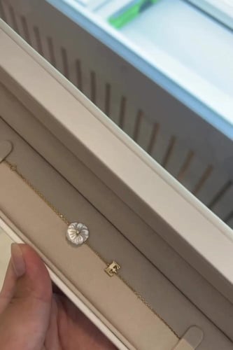 اسواره الورده بحرفك أو حرف من تحب