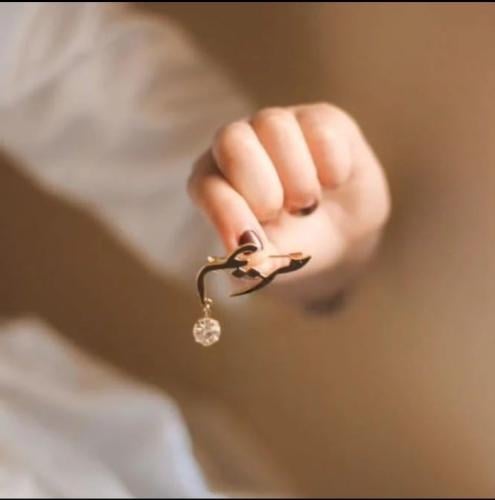 بروش اطفال بالاسم حسب الطلب