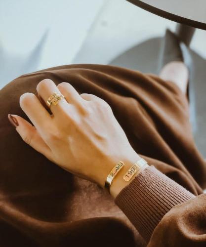 أسواره نسائي بالاسم